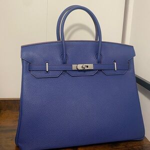 Hermes Elegant Blue Handbag
